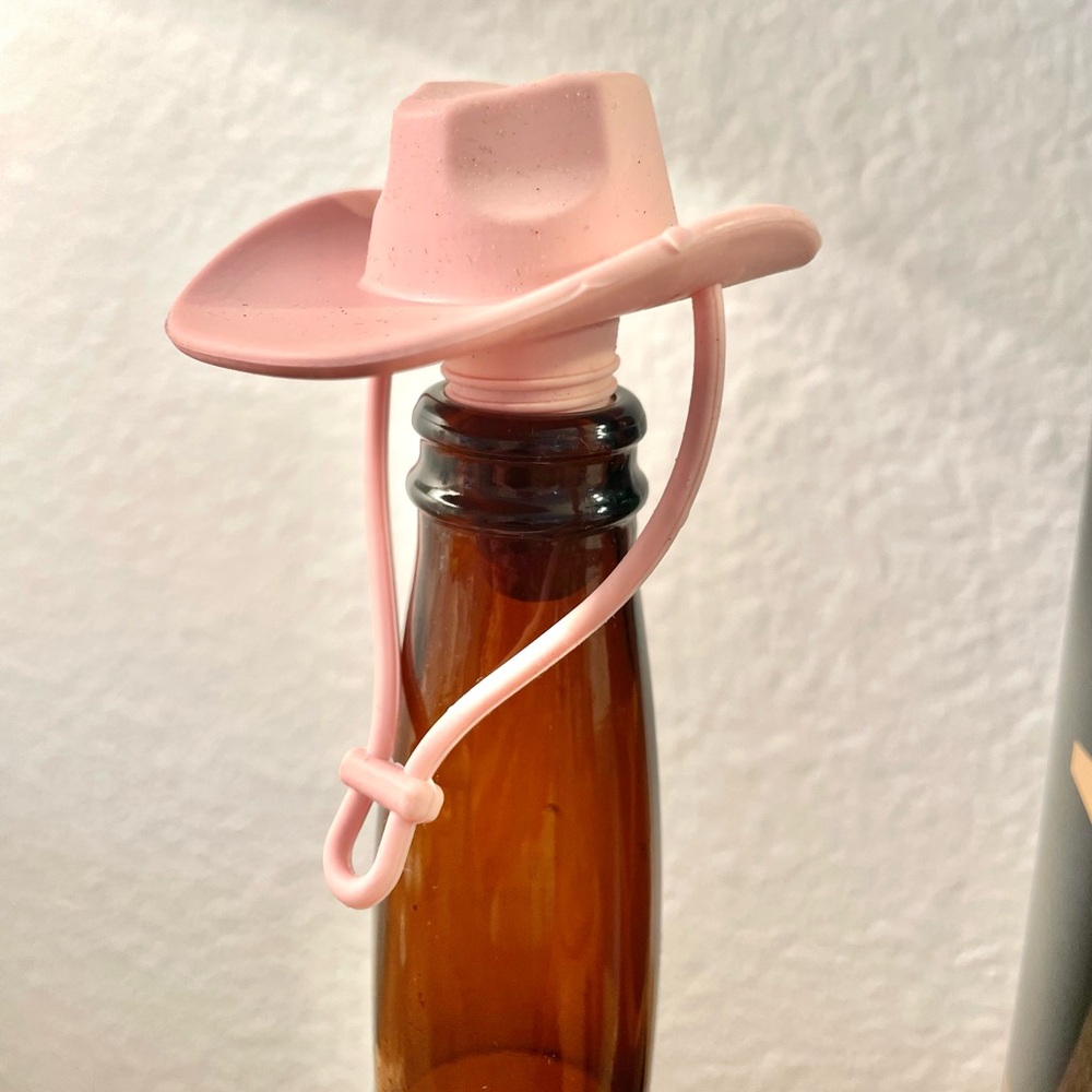 NWT Silicone Cowboy Hat Wine Stopper Pink
